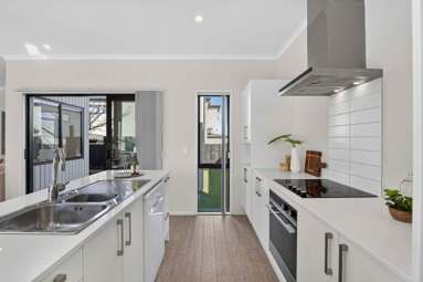 8 Te Kare Road_1