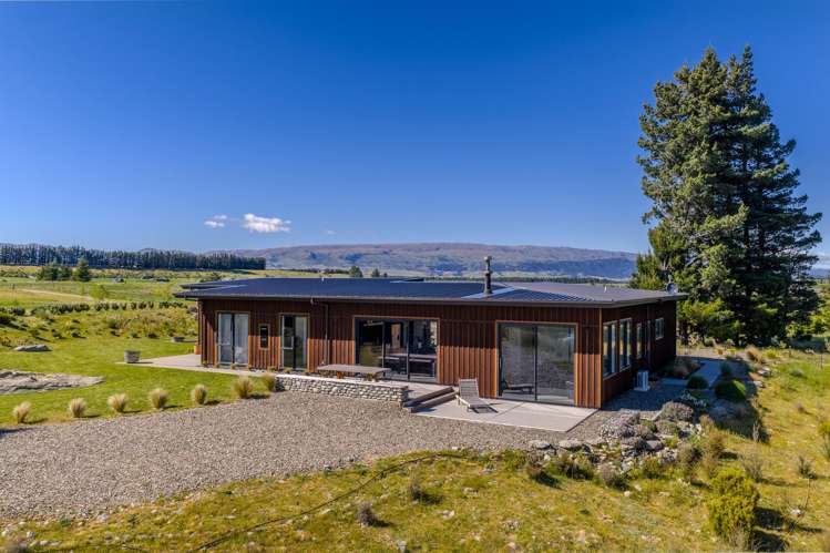 1322 Luggate - Tarras Road Wanaka Surrounds_25