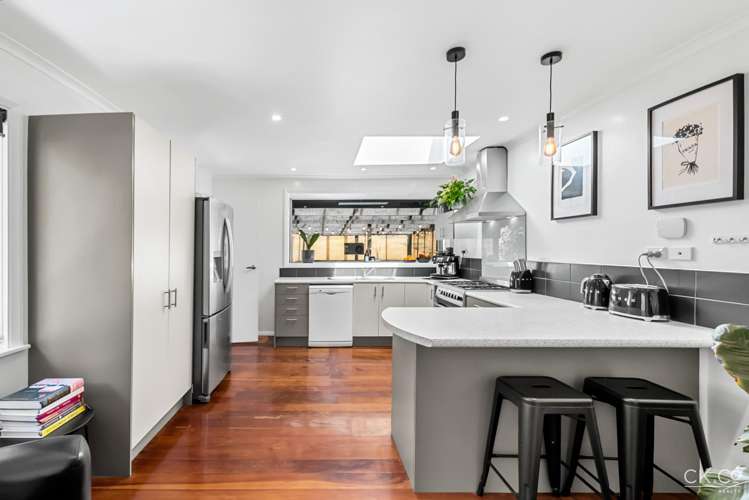 74 Elmslie Road Pinehaven_6