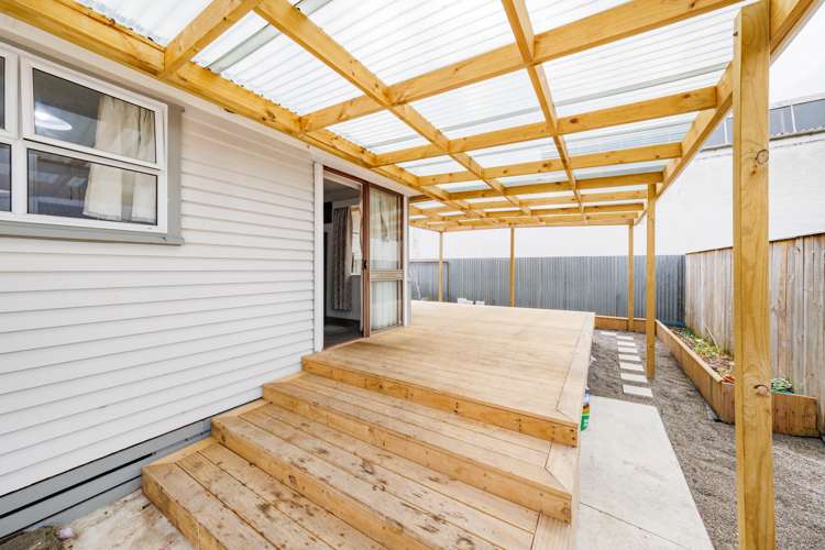 928 Tremaine Avenue Roslyn_15