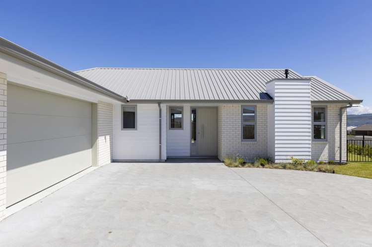 16 Makomako Crescent Wharewaka_20