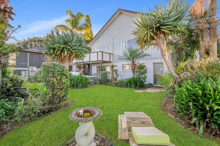 35 St Annes Crescent Wattle Downs_16