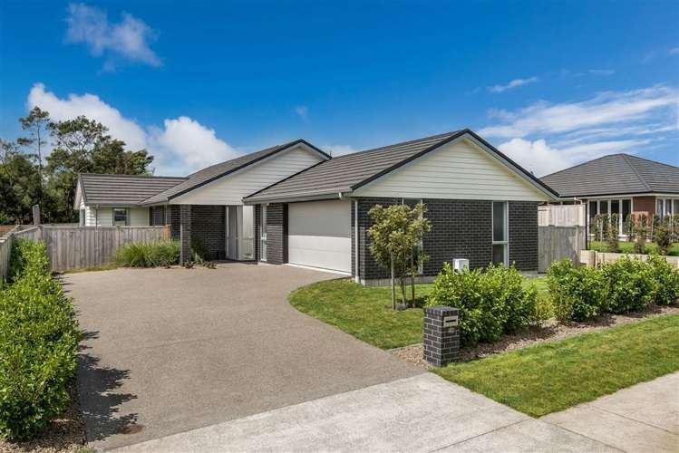 102 Pohutukawa Parade Riverhead_0