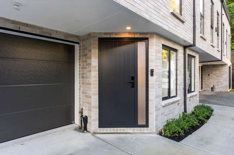 35C&D Lynden Avenue Hillcrest_9