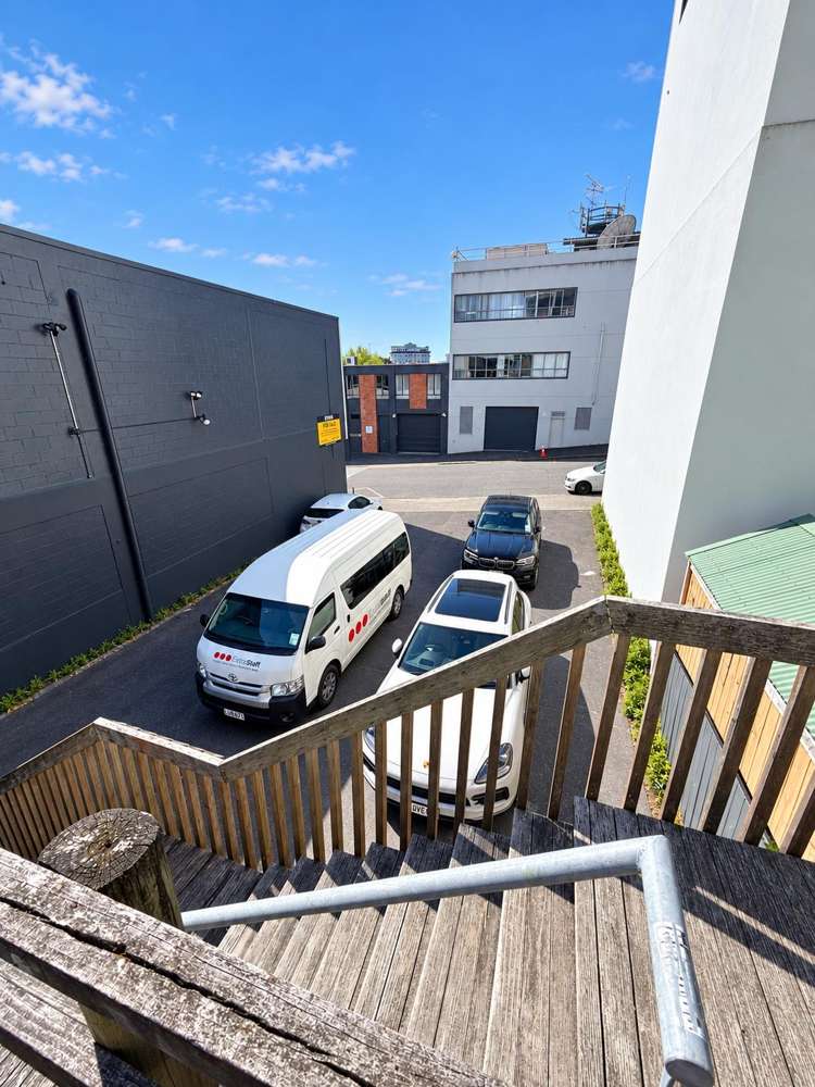 59 Upper Queen Street Eden Terrace_9