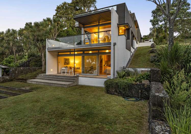 94 Stanley Point Road Devonport_28