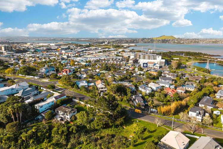 34 Quadrant Road Onehunga_15