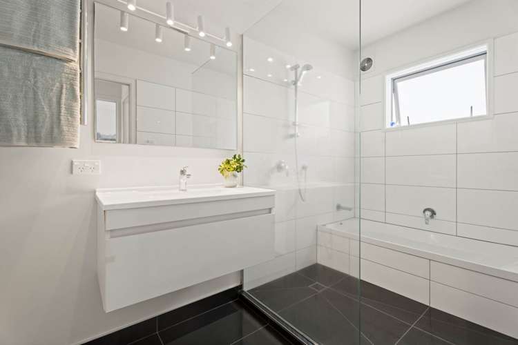 4/13 View Road Mt Eden_9