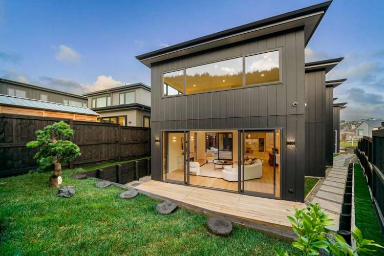 1 Humenga Place Long Bay_35