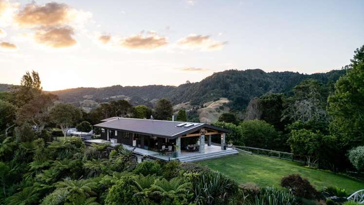 541 Manawahe Road Manawahe_27