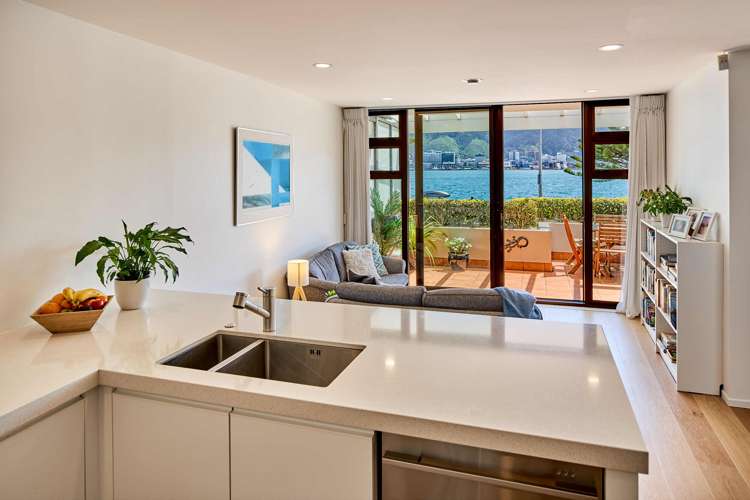 1/326 Oriental Parade Oriental Bay_6