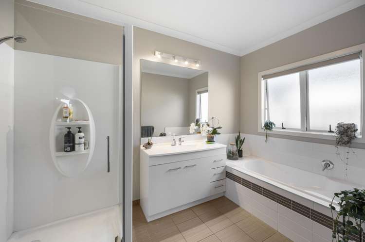 14 Palliser Place Poraiti_15