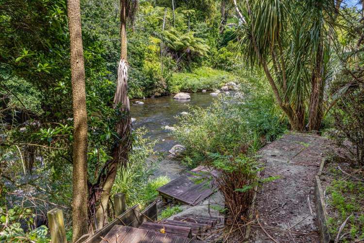 520 Manutahi Road Lepperton_21