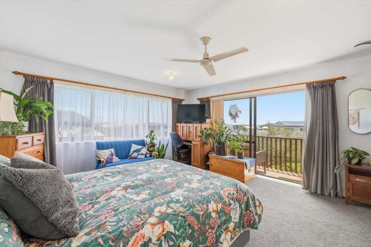 3 Ngaparaoa Drive Maketu_11