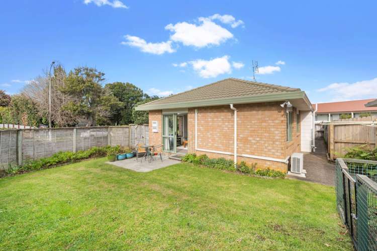 11 Carnoustie Drive Wattle Downs_18