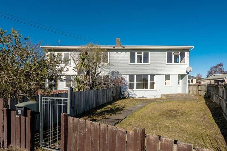 20 and 22 Bournemouth Crescent_0