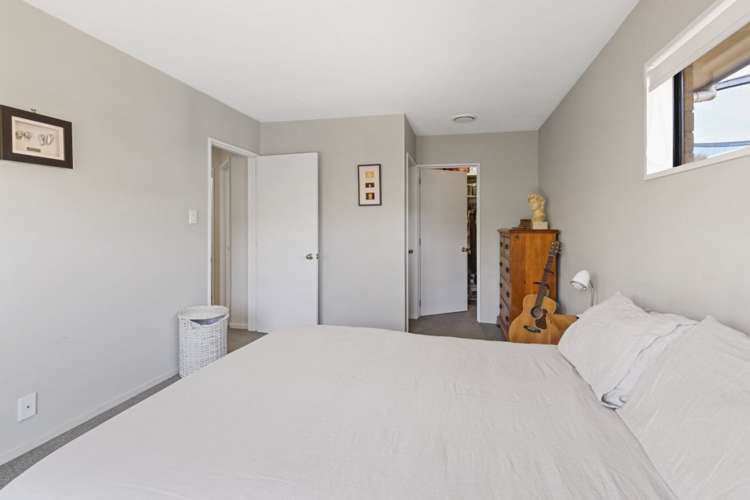 5 Somerset Place Woodend_12