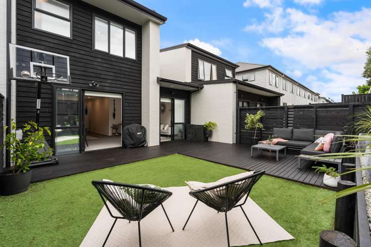 296 Jack Lachlan Drive Beachlands_11