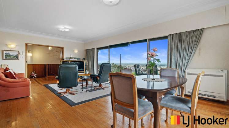 7 Gibbs Crescent Red Hill_21