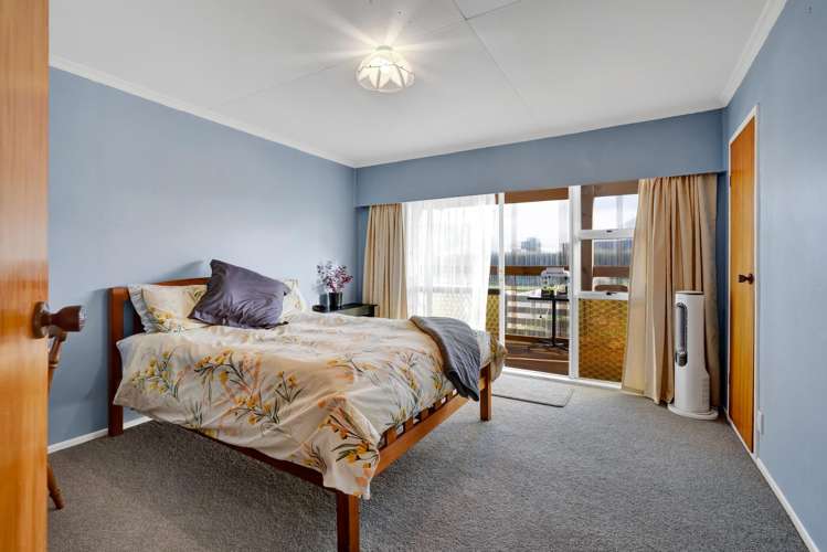 37 Warwick Road Stratford_16