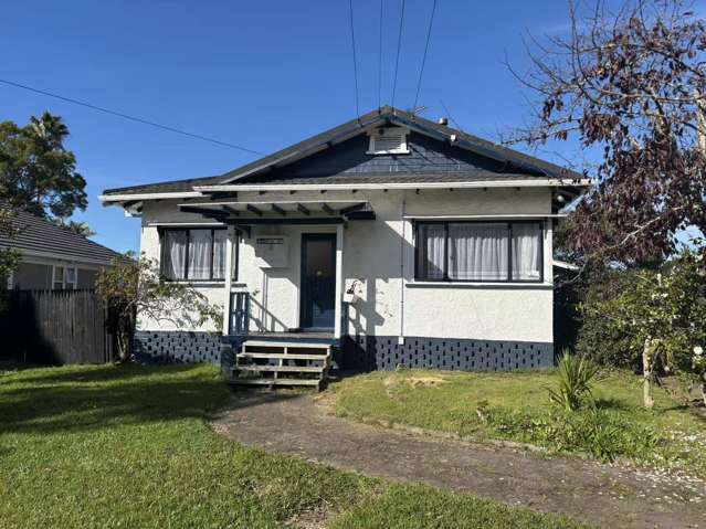 Great Location & Parking!