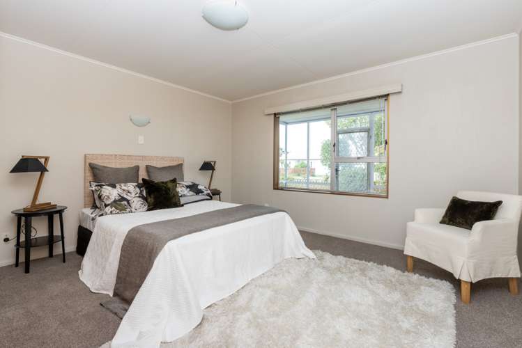 805 Willowpark Road South Akina_7