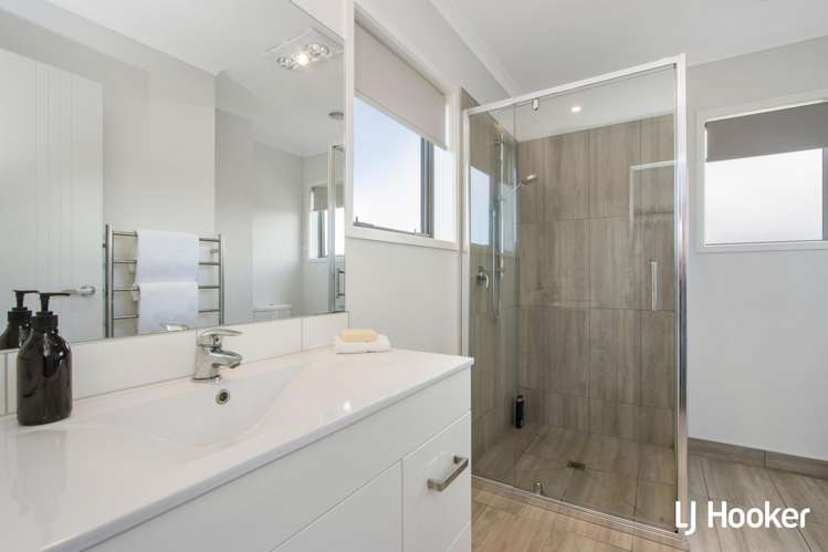 17 Athenree Heights Athenree_23