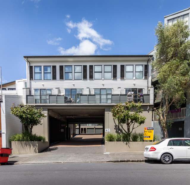 25/42 Saint Benedicts Street Eden Terrace_1