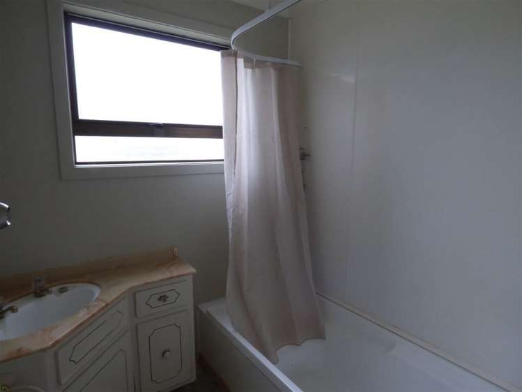 51 Gormack Street Balclutha_7