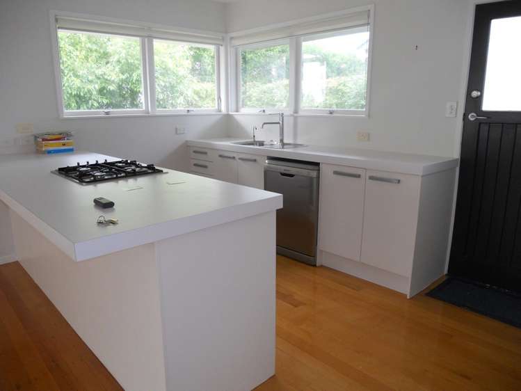 3/254 Lake Road Hauraki_2