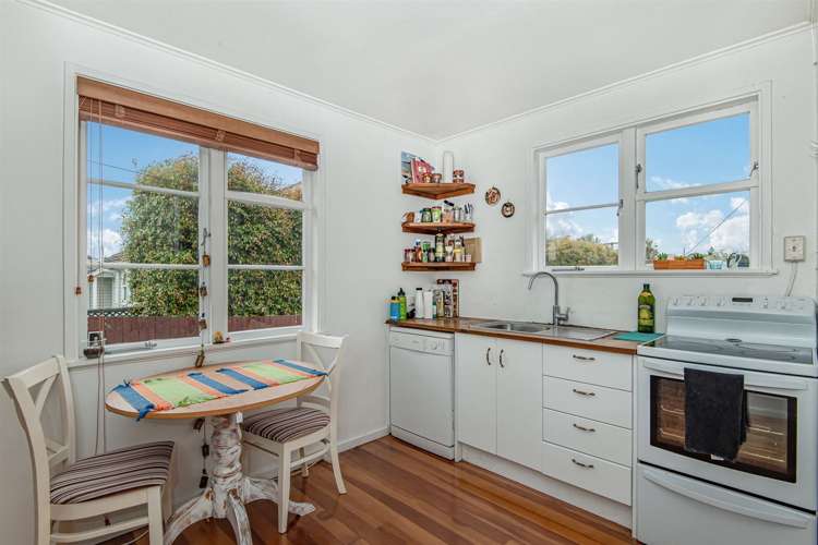 46 Philomel Crescent Bayswater_6