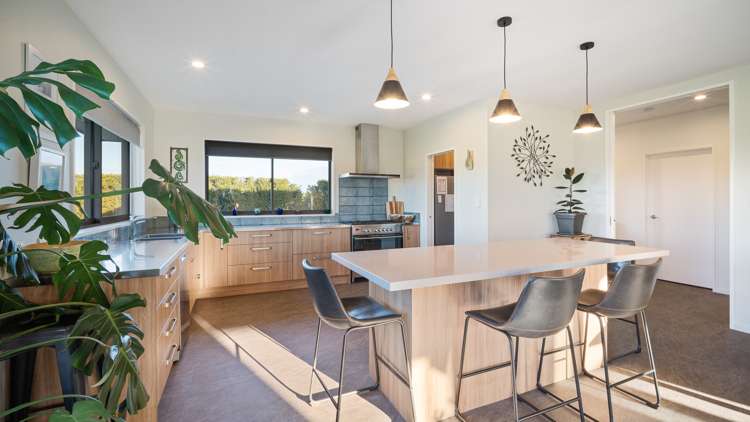 1 Fantail Avenue Amberley_5