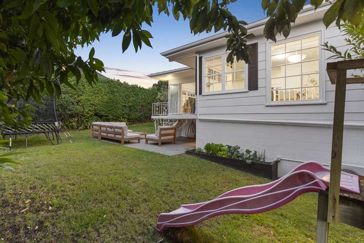 4/8 Bay Road Saint Heliers_16