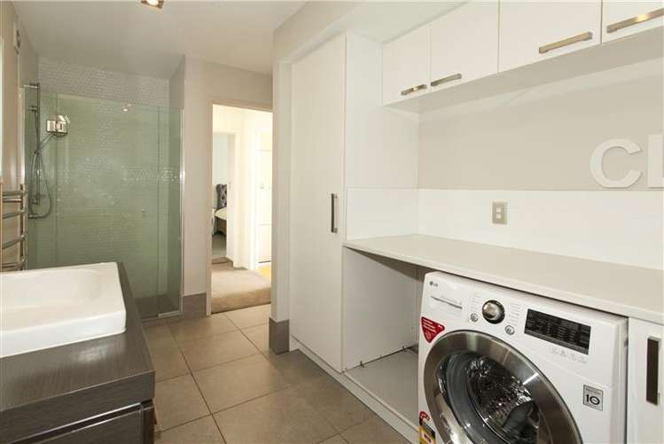 78 Beach Road Castor Bay_15