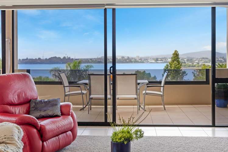 3/228 Grange Road Otumoetai_2