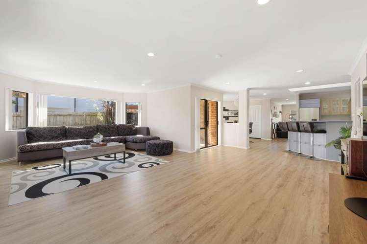 18 Brittany Drive Henderson_15