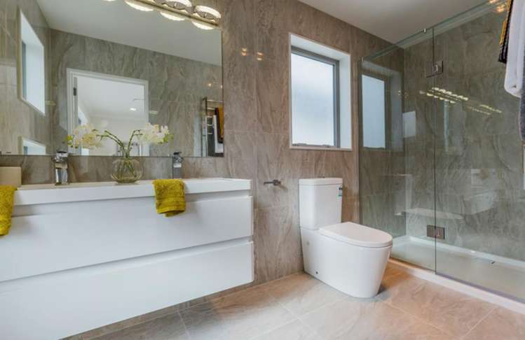 98 Colonial Drive Silverdale_20