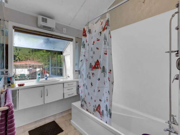 11 Hibiscus Avenue Hamilton Lake_10