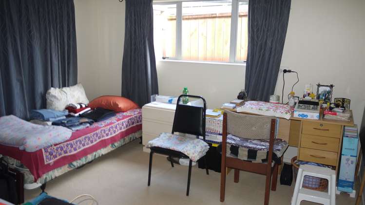 5a Everingham Place Sunnyhills_13