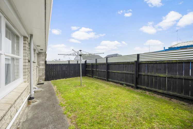 1/150 Porchester Road Papakura_9
