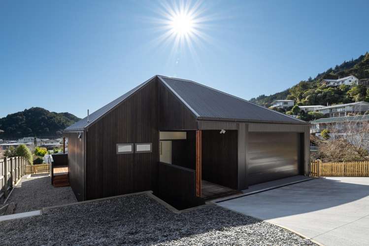 12A Russell Street Picton_16