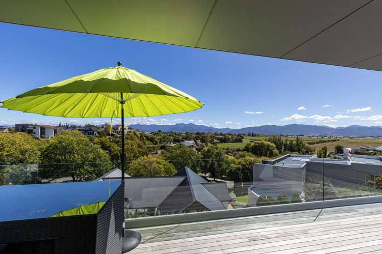 7 Golf View Close Fairhall_28