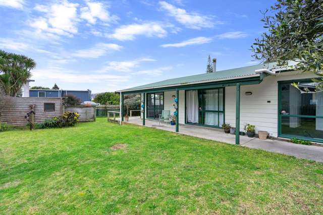 14 Karaka Street Otaki Beach_3