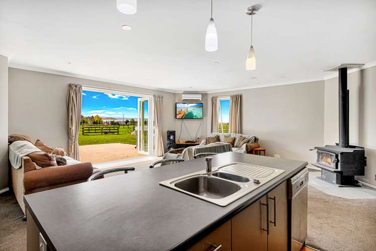 755 Mount Thomas Road Fernside_6