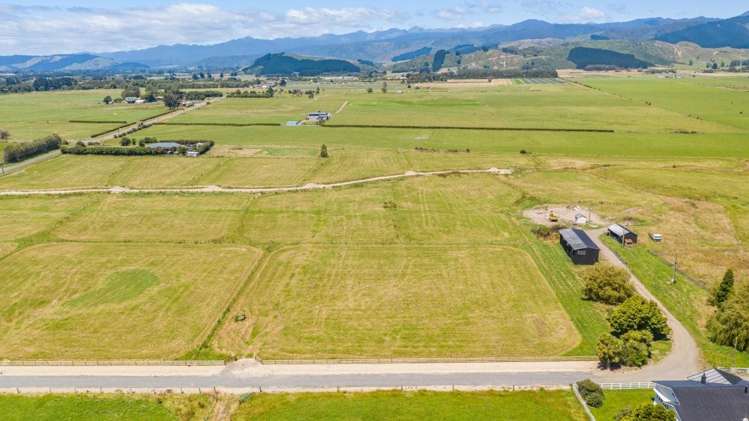 223 Kuku Beach Road and James Farm Lane Levin_9