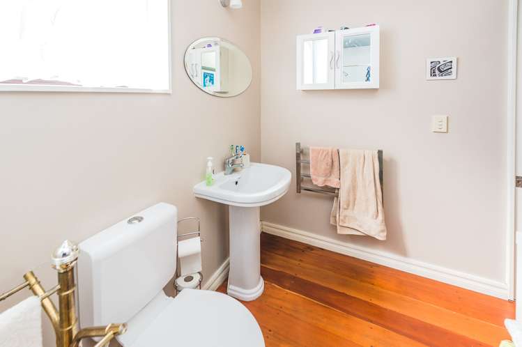 9 Holyoake Street Wanganui East_10