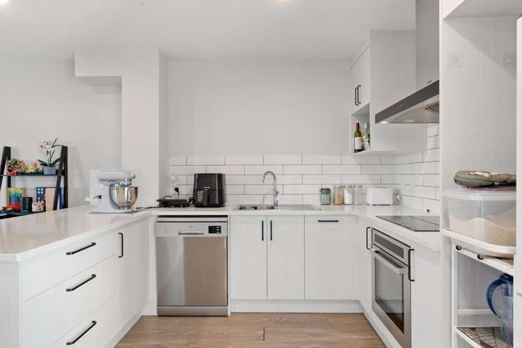 33B Wairau Road_5