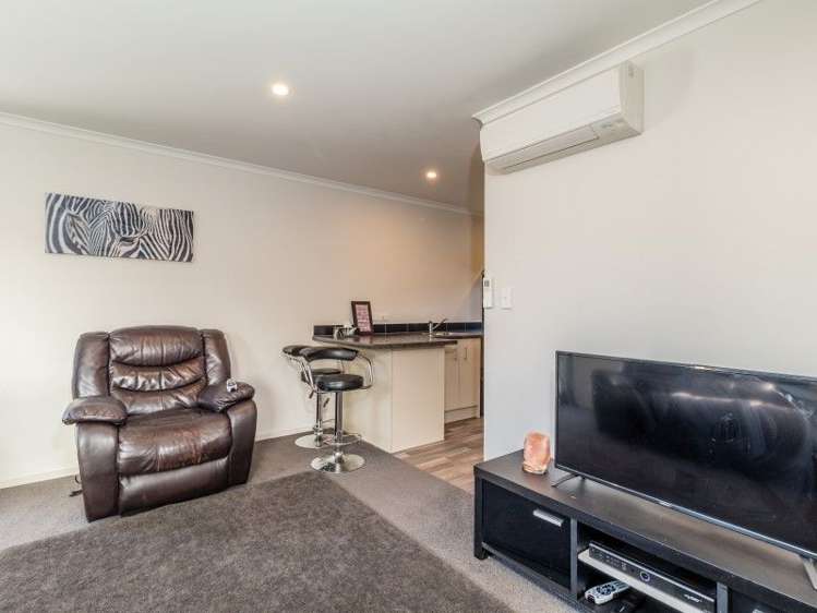 29a Wycliffe Street Onekawa_8