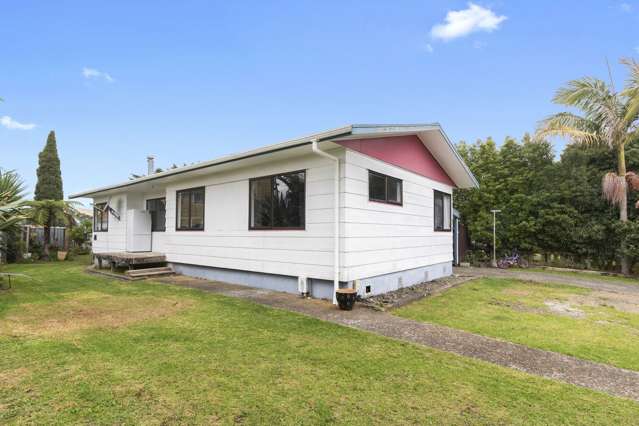 14 Townsend Place Tikipunga_1