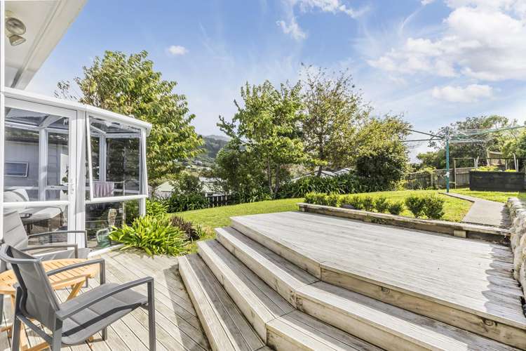 13 Kowhai Street Tawa_22